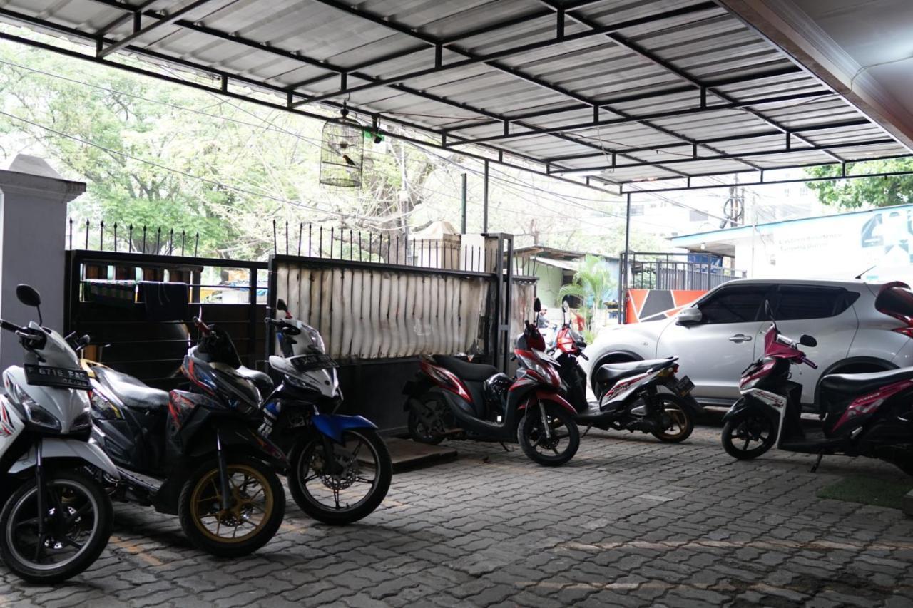 Cosmo Tanjung Duren Mitra Reddoorz 자카르타 외부 사진